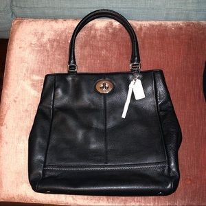 *Like New* Coach Leather Tote Bag